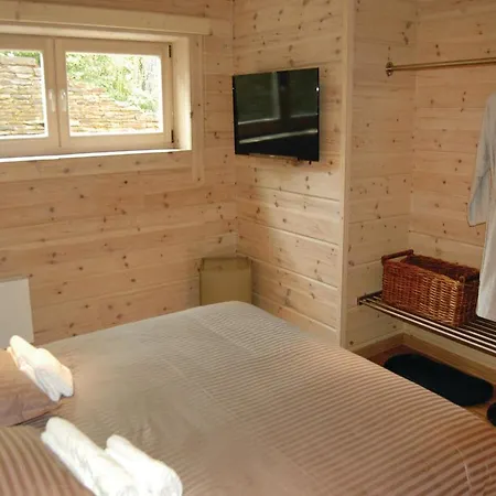 Prázdninový dům Holiday With Hot Tub I *
